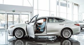 Lexus otevíra v průhonicích svůj čtvrtý showroom